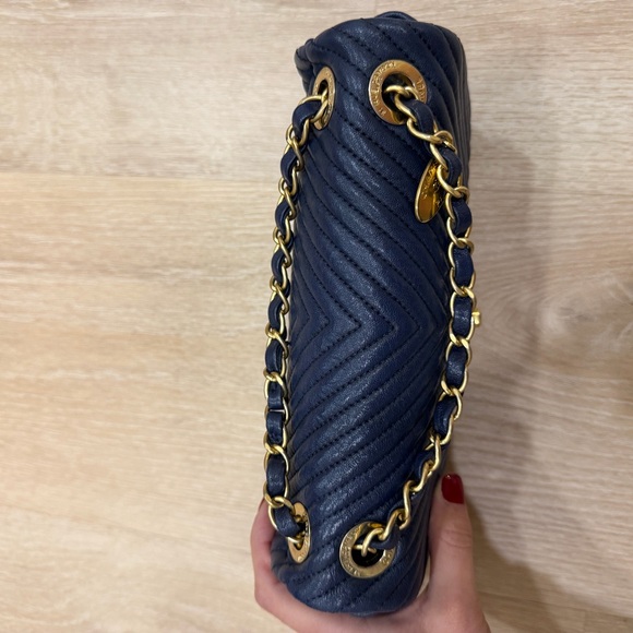 Chanel Blue Chevron Quilted Shoulder Bag - Picture 14 of 16